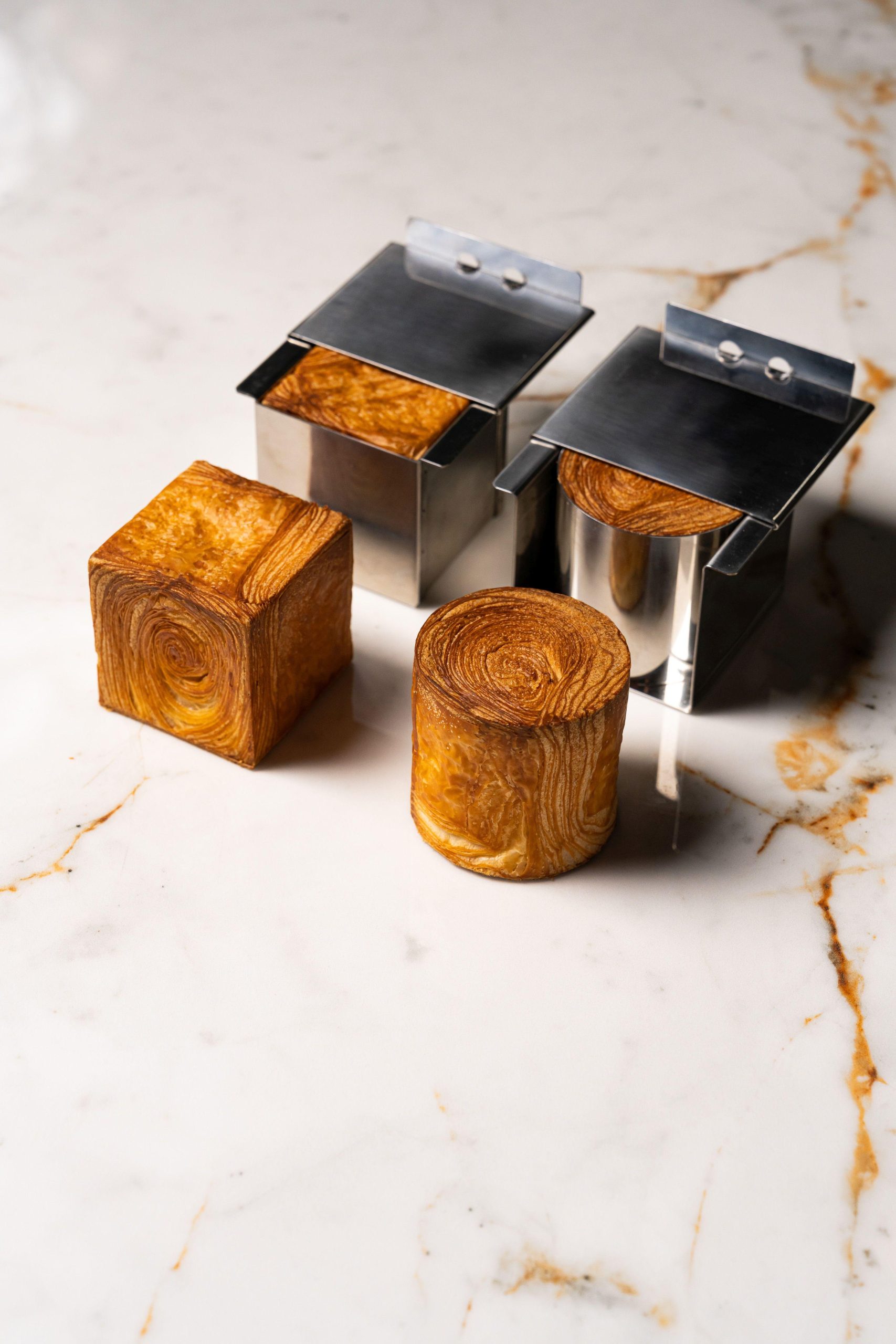 DEC-CV-1z Inox mould for croissant-Cube 60x60x60mm & 70x70x70mm - Image 1