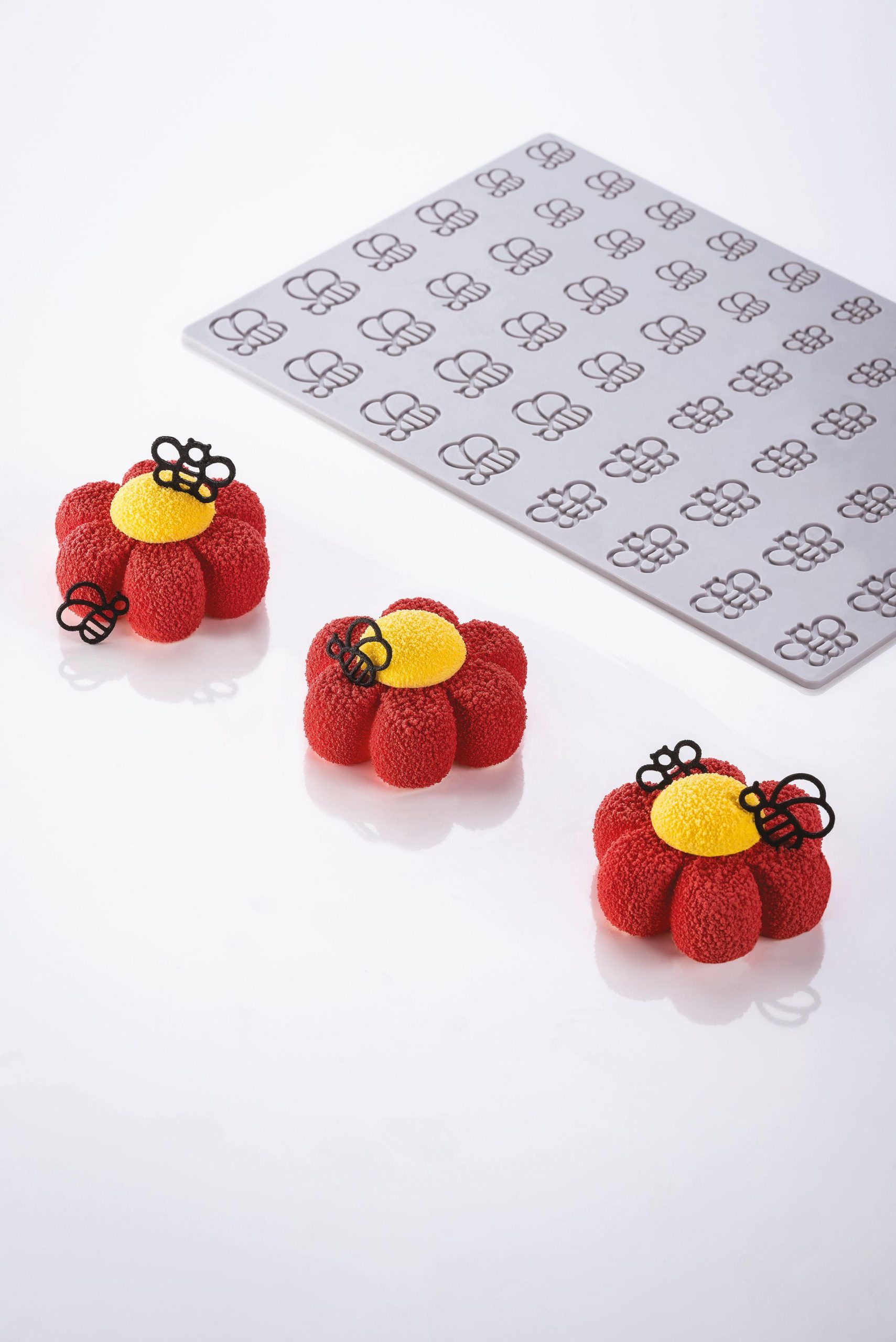 DEC-GG064-1z Gourmand silicone-Honey Bees - Image 1