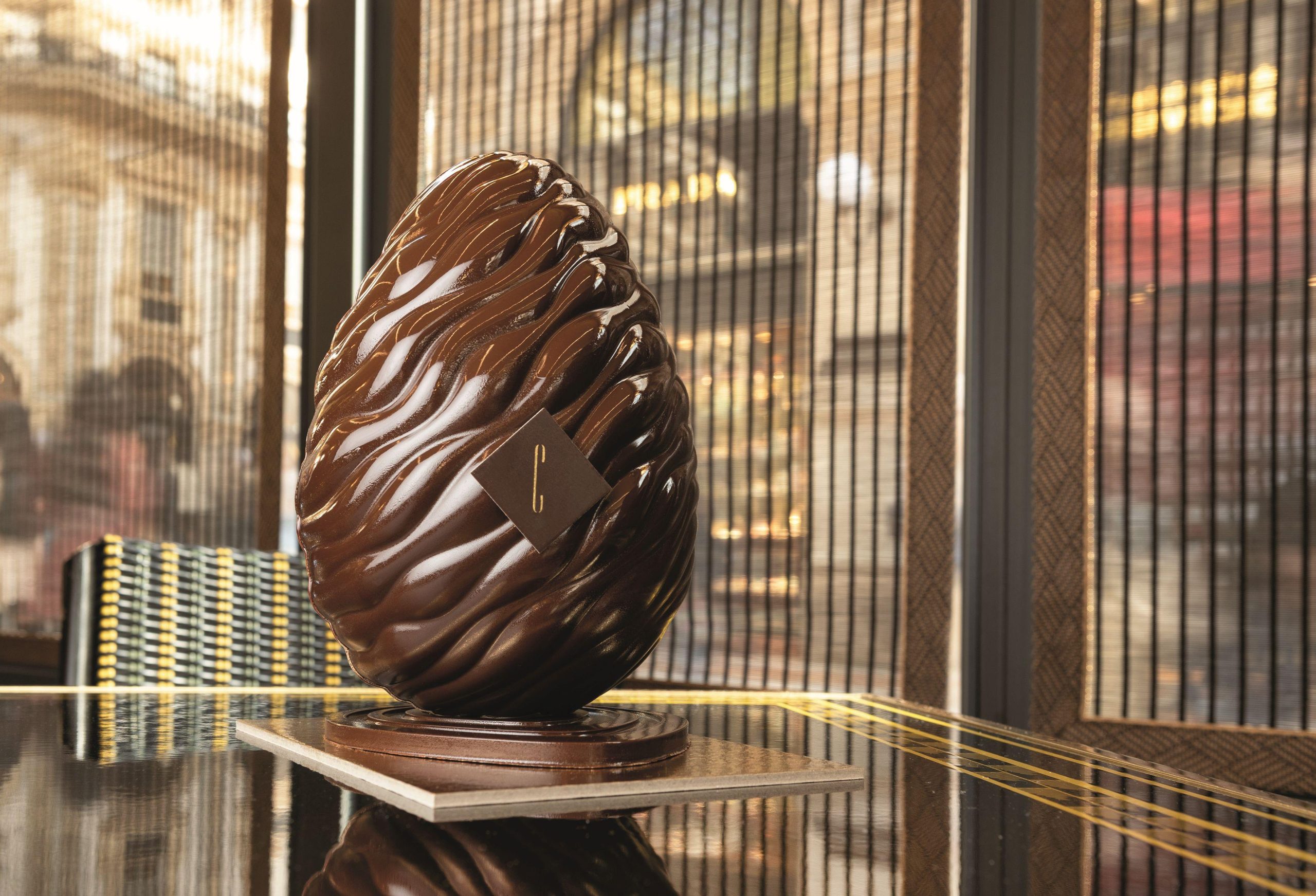 DEC-KT158-1z Moulds for easter egg-Fluid - Image 1