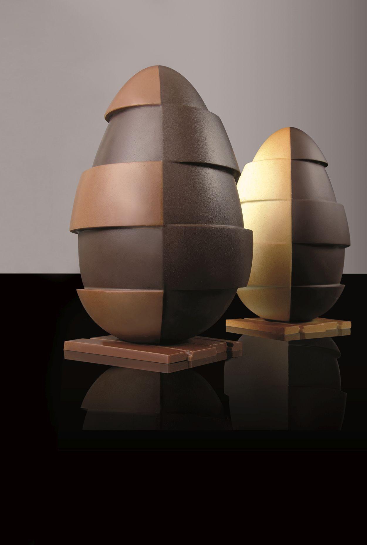 DEC-KT74-1z Moulds for easter egg-Split - Image 1