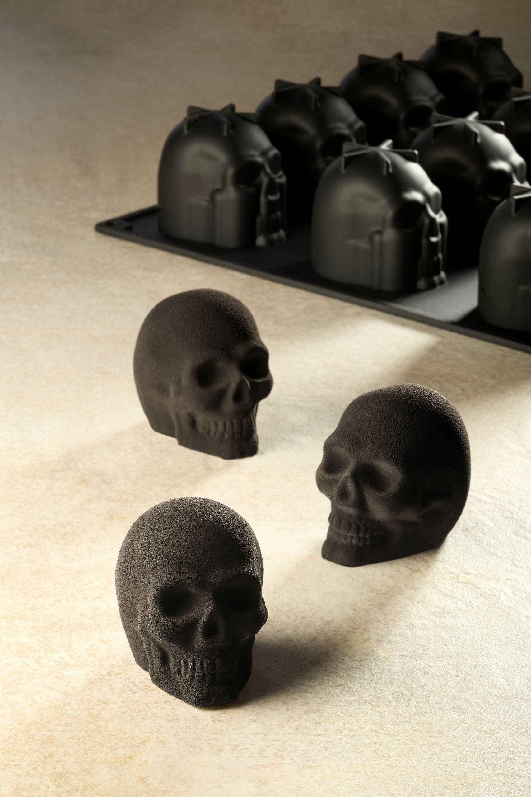 DEC-PX43110-1z Pavoflex silicone mould-Skull - Image 1