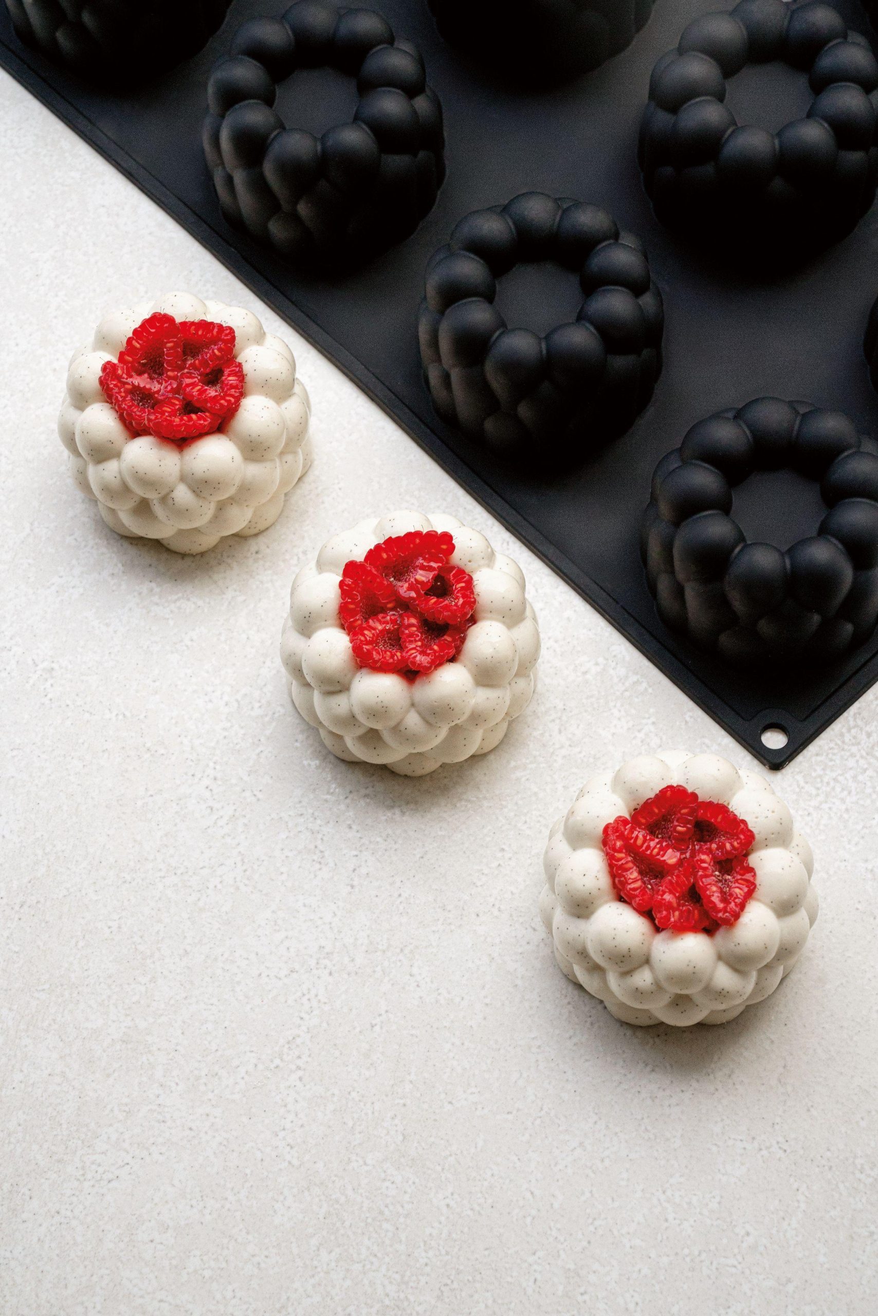 DEC-PX4392-1z Pavoflex silicone mould-Nuage - Image 1