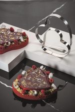 Perforated inox heart shaped band height 3.5cm - Image 2